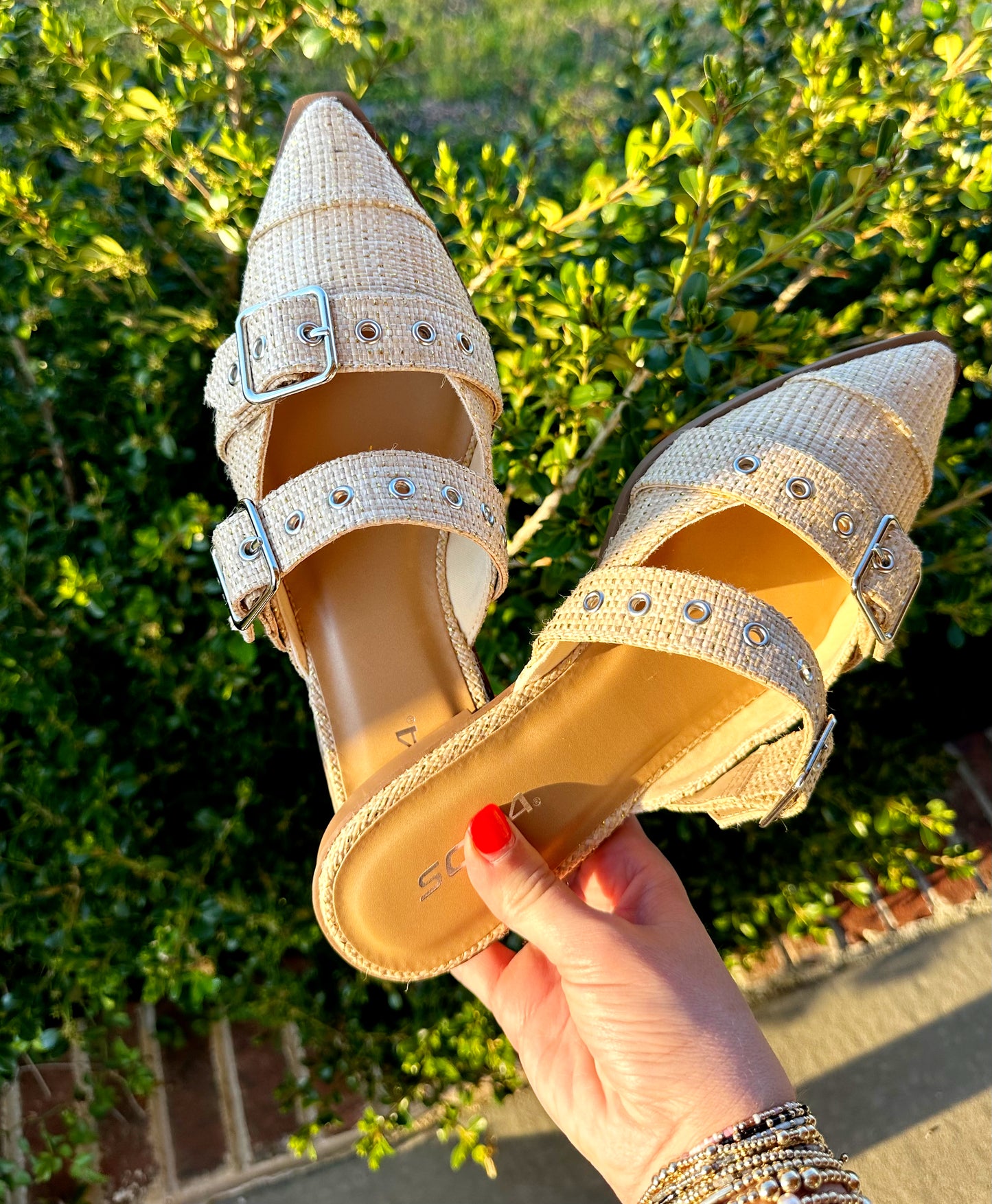 Shiny Gold Raffia Buckle Mule
