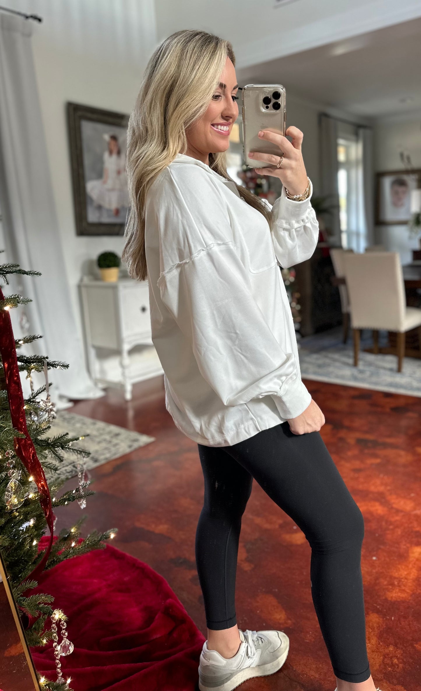Elira Pullover (Black or White)