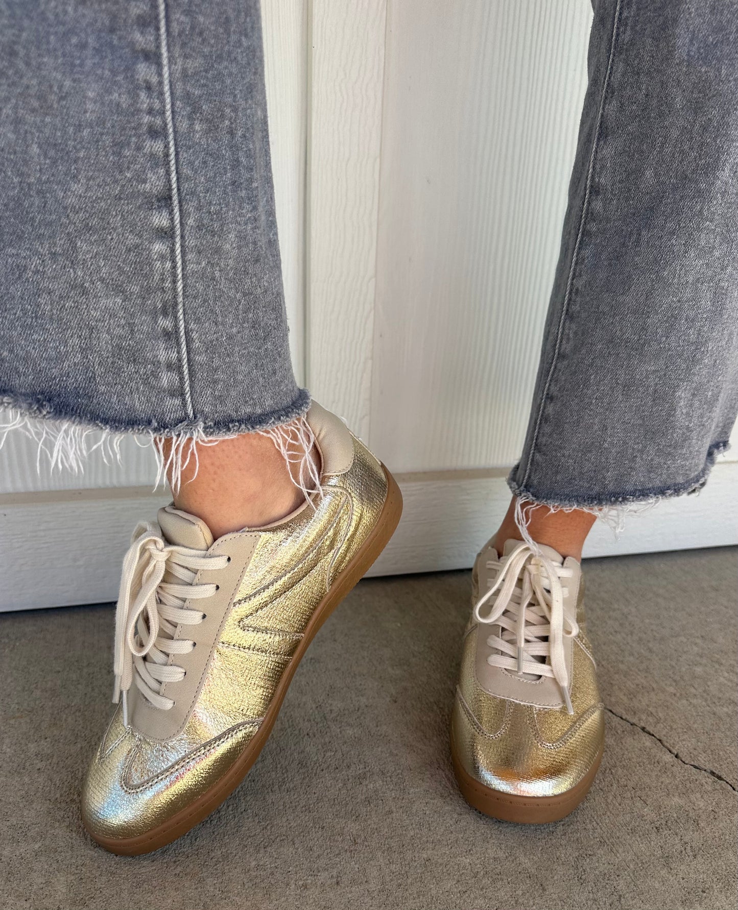 Gold Sneaker