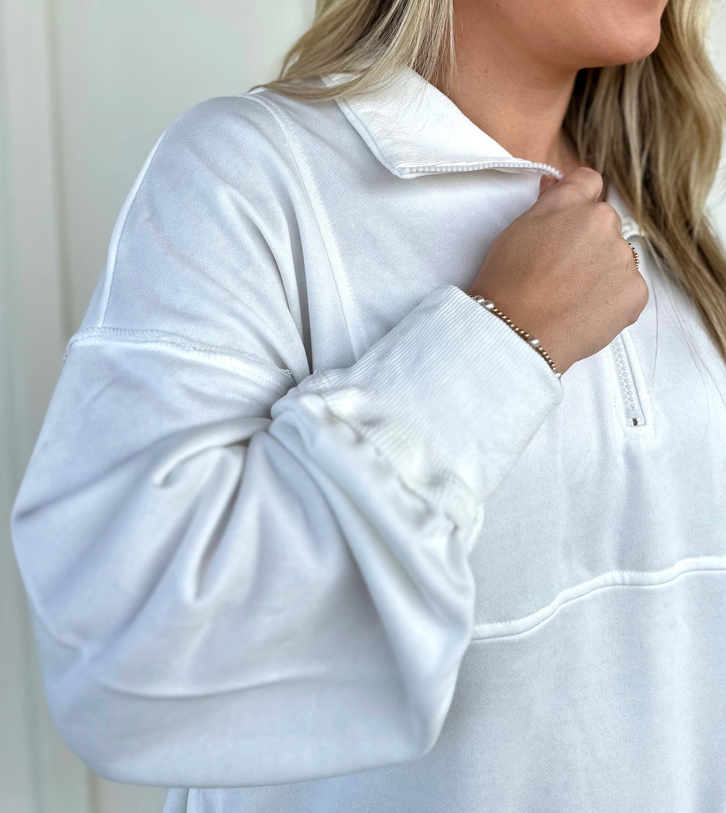 Elira Pullover (Black or White)