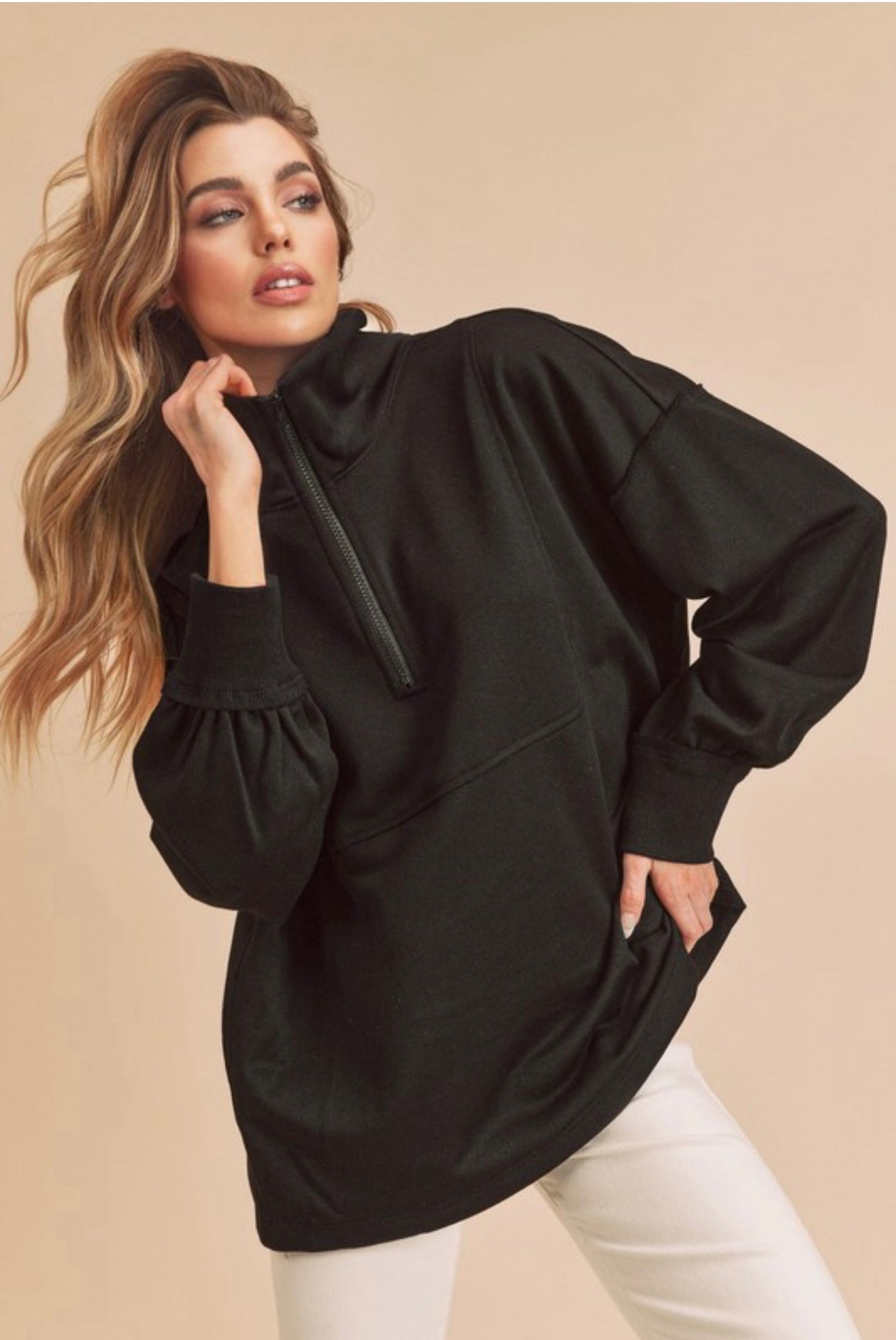 Elira Pullover (Black or White)
