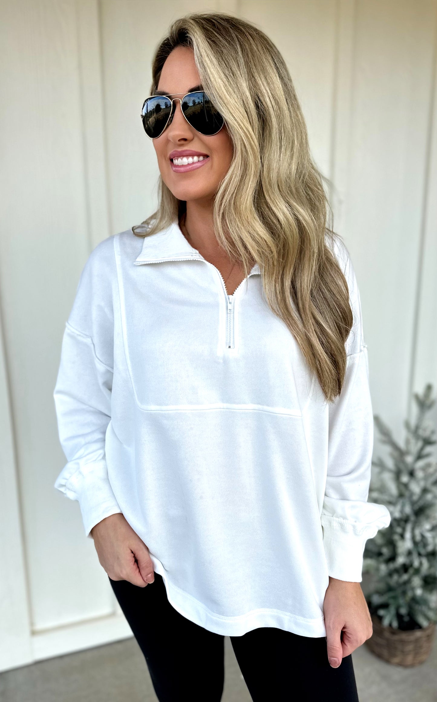 Elira Pullover (Black or White)