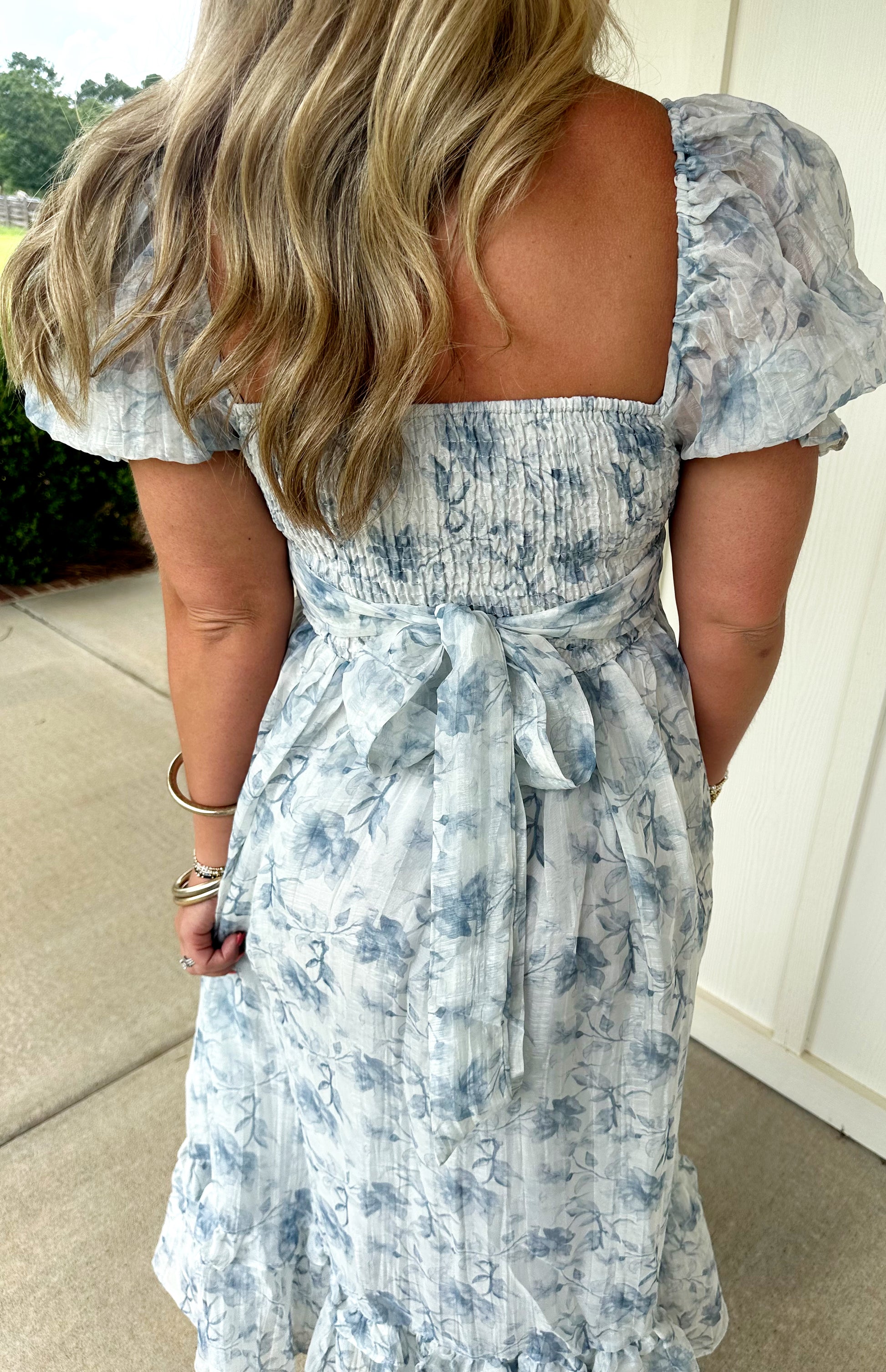 puff sleeve sweetheart midi dress Blue Sweetheart Puff Sleeve Midi Dress M